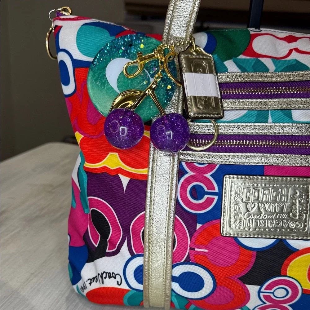 Coach Poppy Graffiti Glam C Multicolor Tote with Gold Handles EUC